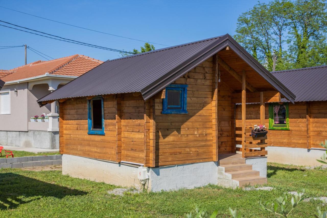 Burzan Bungalovi Podgorica Bagian luar foto