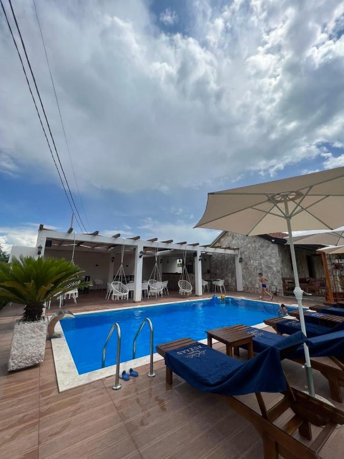 Burzan Bungalovi Podgorica Bagian luar foto